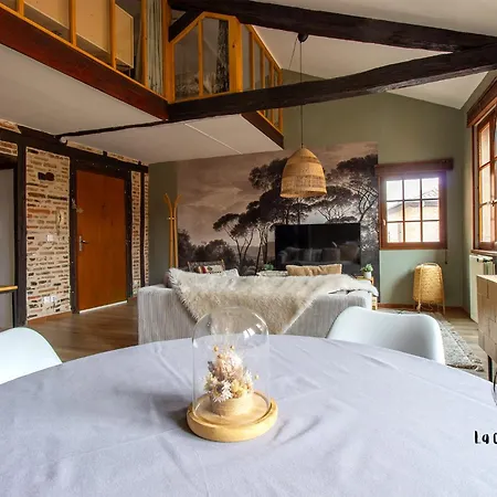 The Nest, Parking, Centre, Vue Sur La Cathedrale アパート *