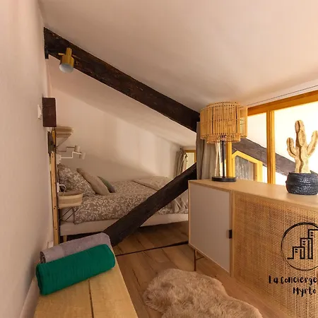 The Nest, Parking, Centre, Vue Sur La Cathedrale *