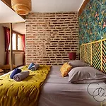 The Nest, Parking, Centre, Vue Sur La Cathedrale ألبي
