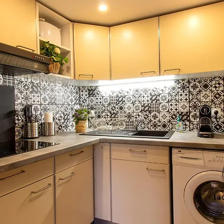 The Nest, Parking, Centre, Vue Sur La Cathedrale * Albi